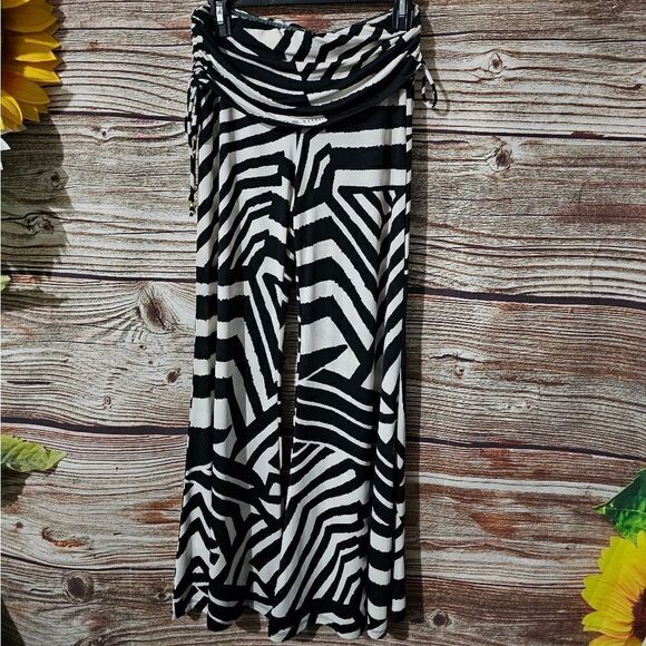 Cynthia Rowley lounge pants woman's small  zebra print pre-owned - Picture 1 of 5